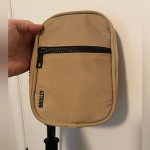 Brixley crossbody bag. Way cheaper than lululemon. Great bag! Only used twice.